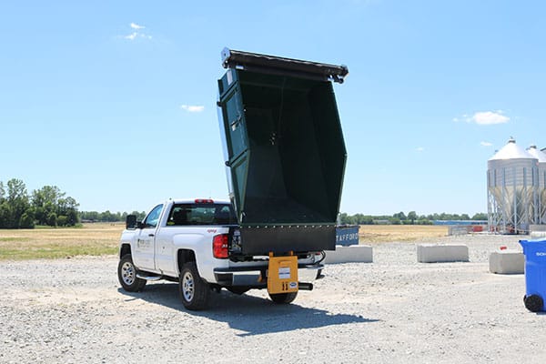 Par Kan Front Rear Loading Containers - Stringfellow Inc.