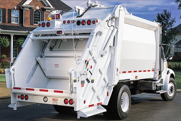 Pt Rearload Trash Truck - Stringfellow Inc.